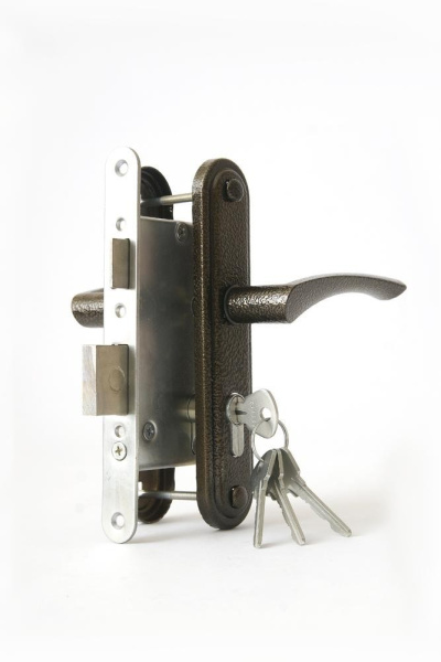 Замок Zenit (Зенит) врезной цилиндровый с защёлкой в комплекте с ручкой ЗВ4-3.07 (бронза), 4 кл.